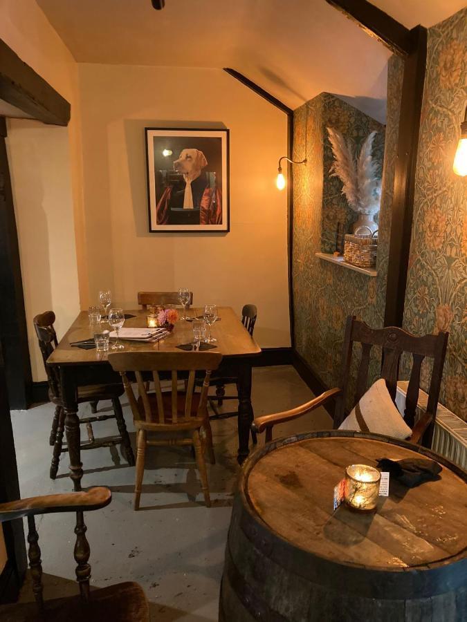 The Old Smithy Inn Welcombe Esterno foto